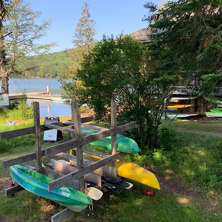 Lac-Superieur Lakefront Mountain View - Resort Loft מראה חיצוני תמונה
