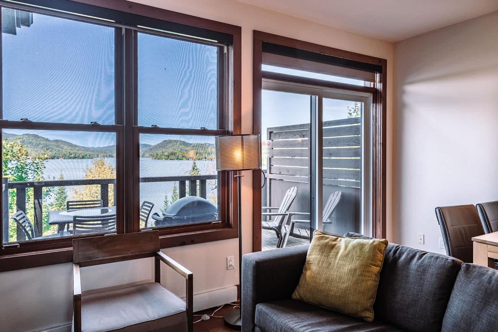 Lac-Superieur Lakefront Mountain View - Resort Loft מראה חיצוני תמונה
